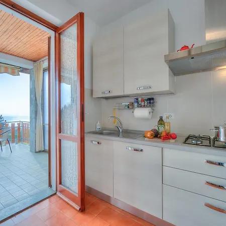 La Perla Bianca View - Happy