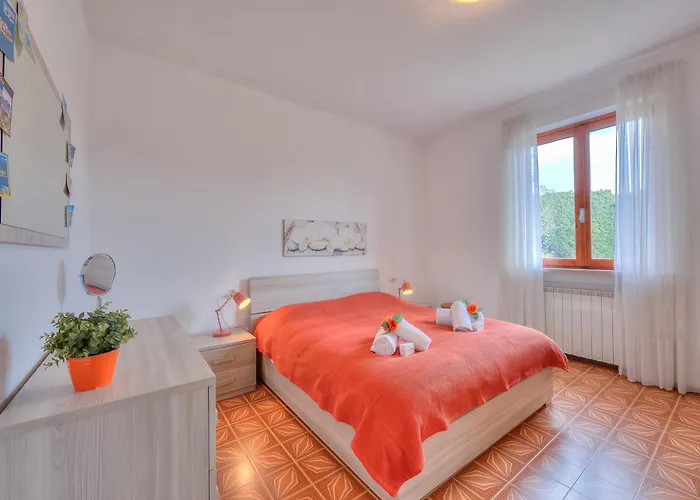 La Perla Bianca View - Happy * Massino Visconti